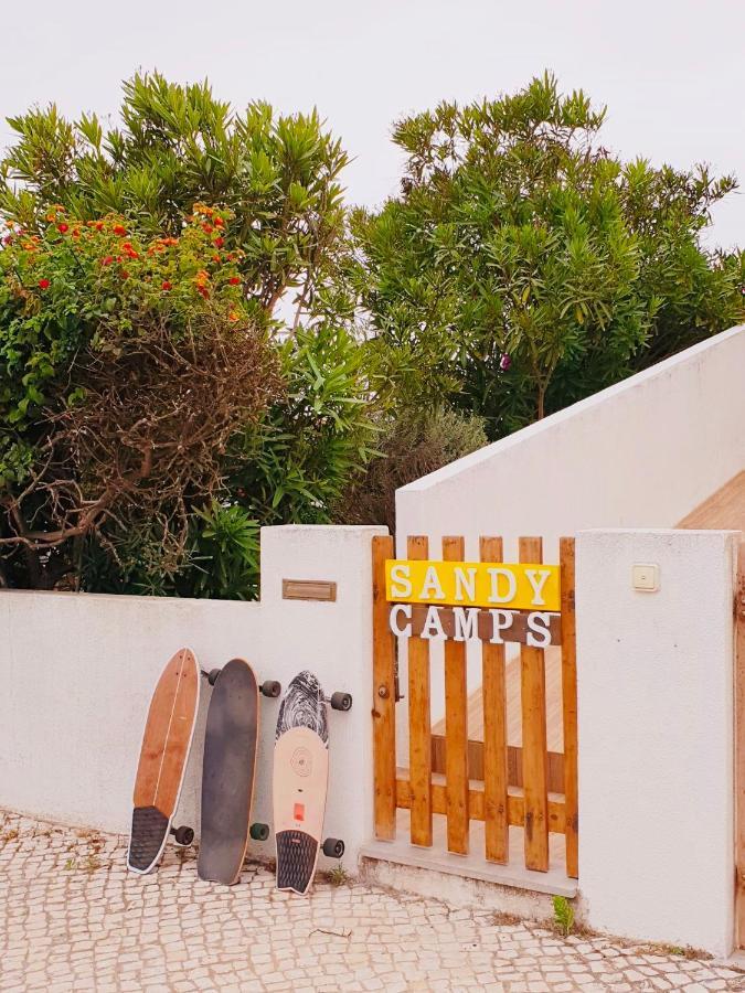 Sandycamps Surf House บาเลียล ภายนอก รูปภาพ