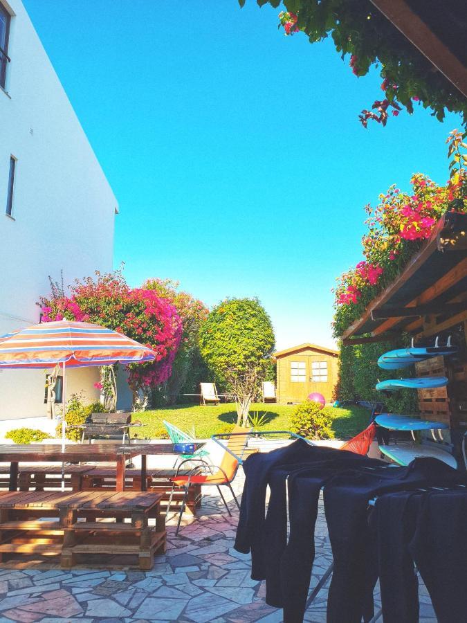 Sandycamps Surf House บาเลียล ภายนอก รูปภาพ